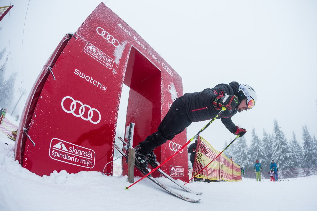 Špindlerův Mlýn - časomíra pro sjezdové lyžování SKI-150D - Realizace časomír TRV elektronik